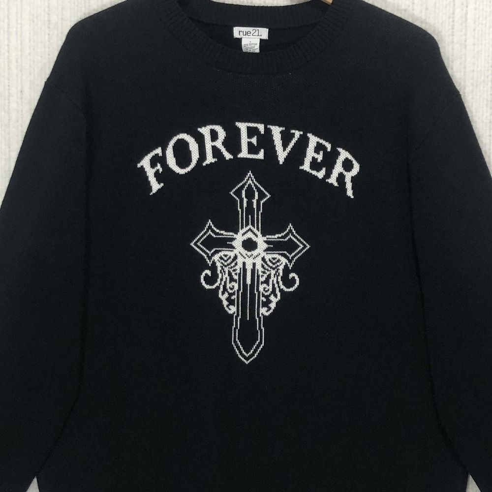Rue21 Mens Forever Gothic Cross Graphic Knit Sweater‎ Black Crewneck Large